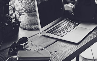 开云体育h5-三国混合接力强强对话 节奏决定胜负，有组合技能的三国回合游戏