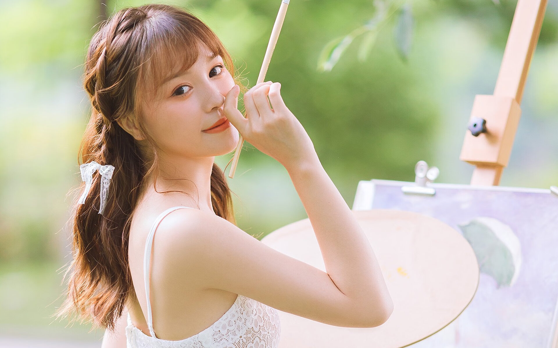 场馆设施翻新完成比赛场地改造计划推进,场馆设计方案