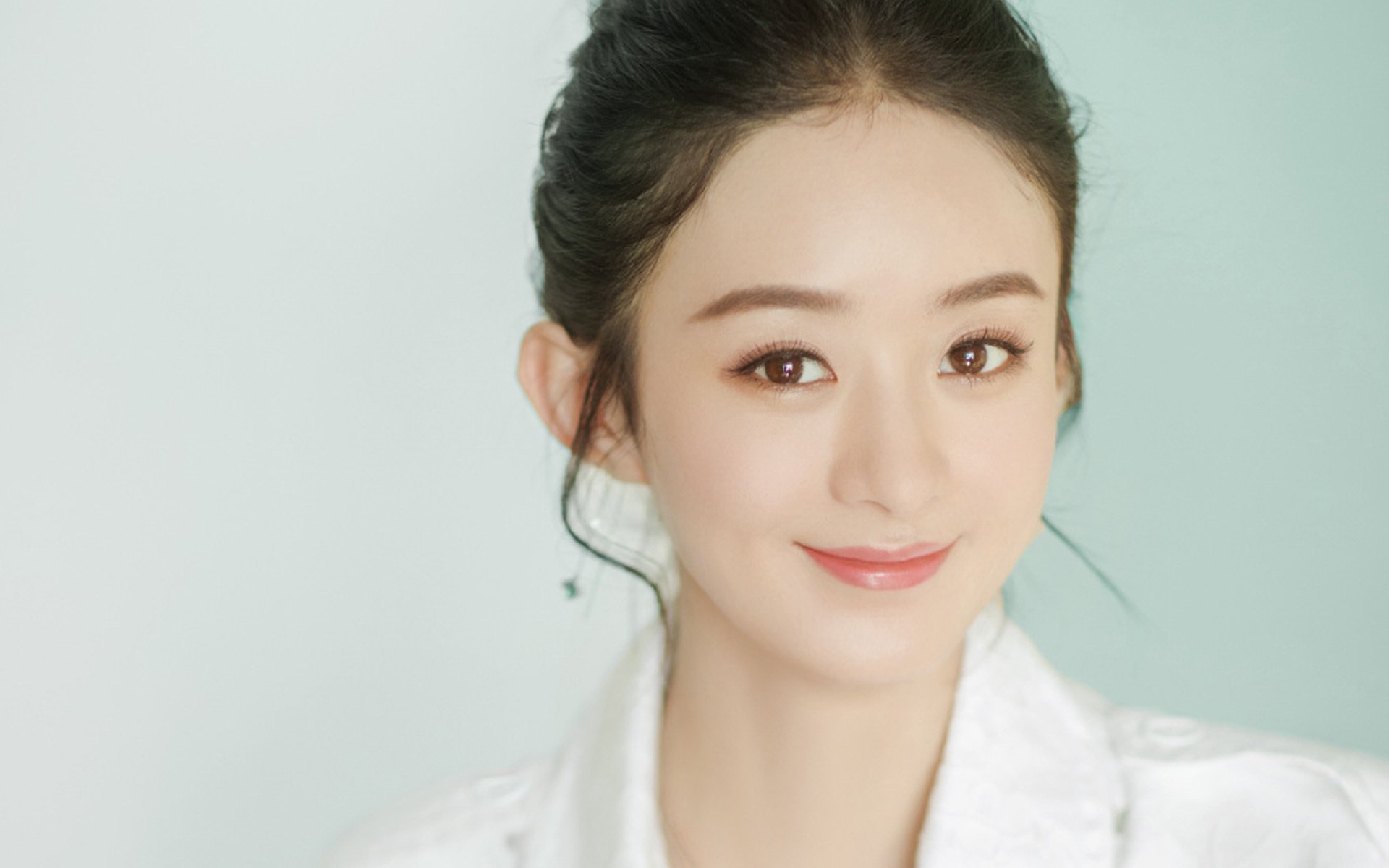 Kaiyun APP-中锋与边位配合默契，多次完成快攻得分，中锋和边锋谁更容易进球