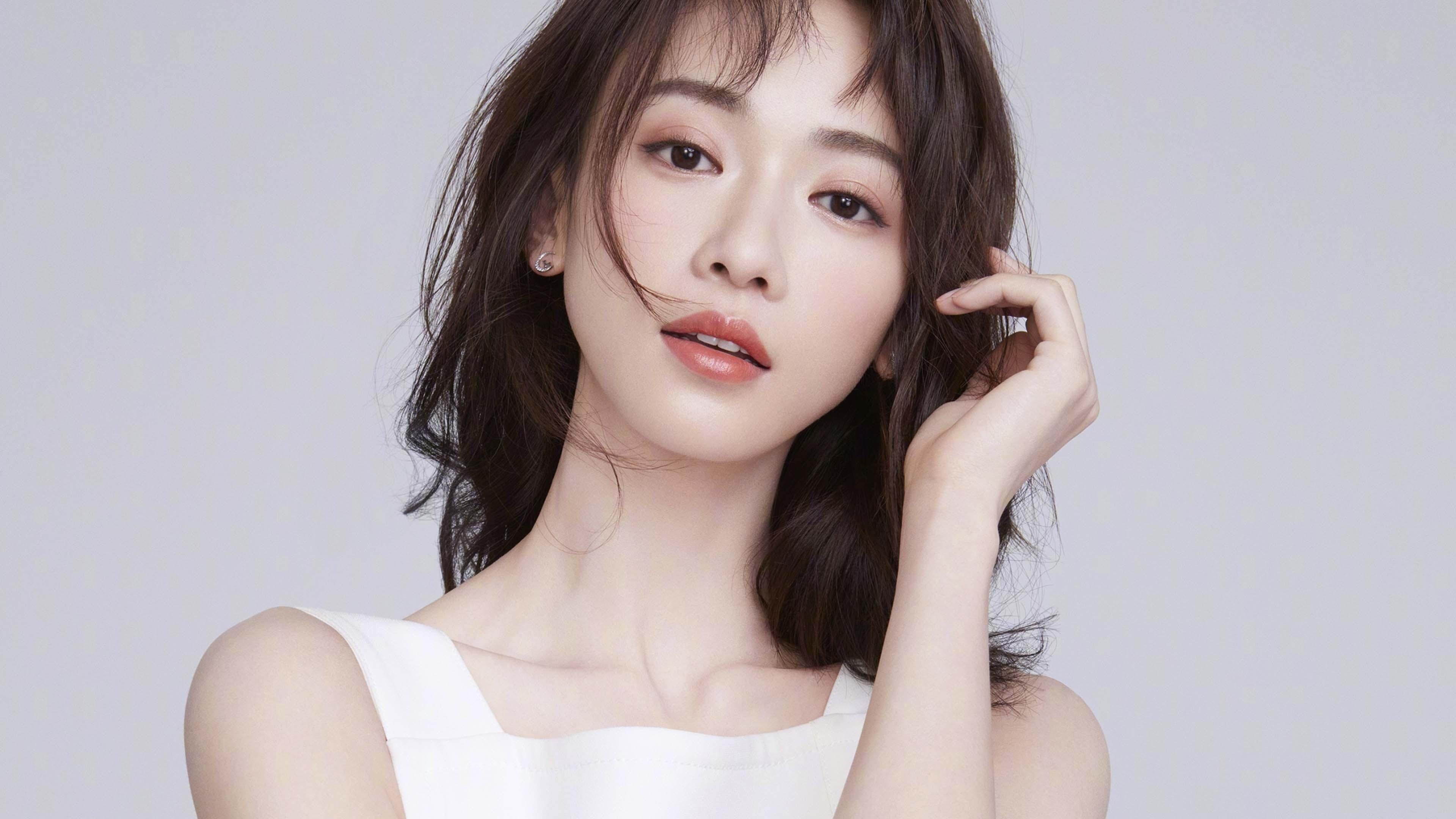 开云kaiyun-奇库诺娃稳健发挥刷新赛会纪录，库洛洛对奇犽爷爷